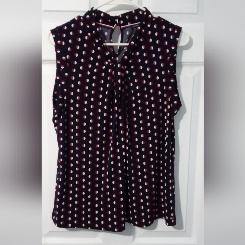 Tommy Hilfiger NWOT Black Sleeveless Blouse with Red and White Polka Dots
